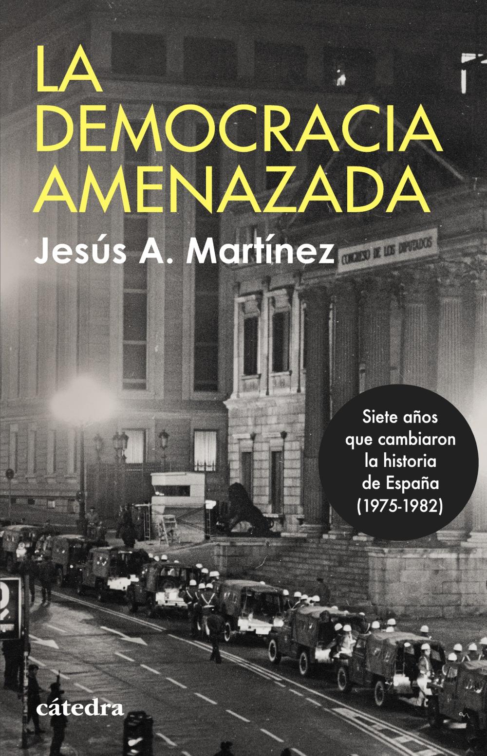 LA DEMOCRACIA AMENAZADA